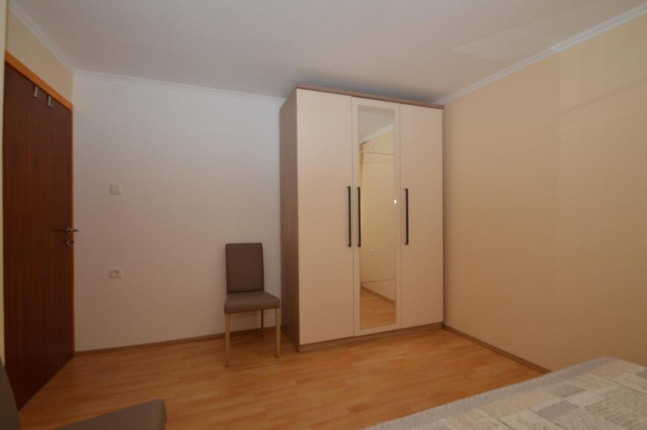 Apartment Hrasta Vrana  Ngoại thất bức ảnh