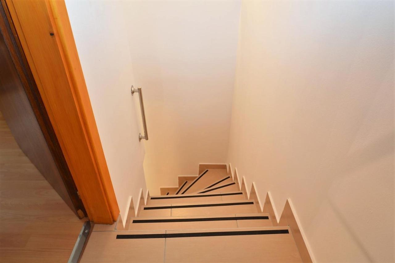Apartment Hrasta Vrana  Ngoại thất bức ảnh